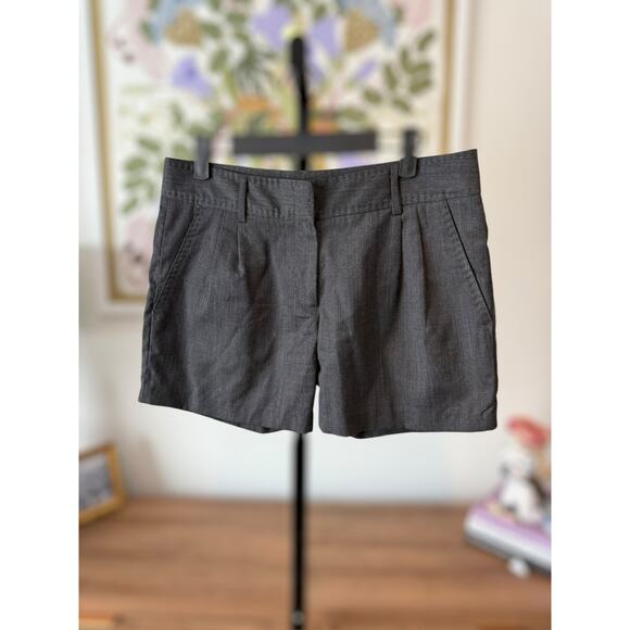 Jenni Kayne 2000's Women's Pleated Gray 100% Wool Tuxedo Shorts Size 6 - Picture 13 of 13